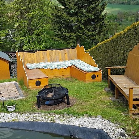 Waldhufenidyll Koenigswalde Im Erzgebirge Lägenhet Konigswalde Exteriör bild